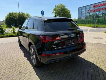 Audi Q5 50 TFSI E Quattro Advanced — photo 4