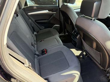Audi Q5 50 TFSI E Quattro Advanced — photo 12