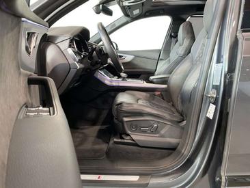 Audi Q7 60 TFSi E S Line — photo 23