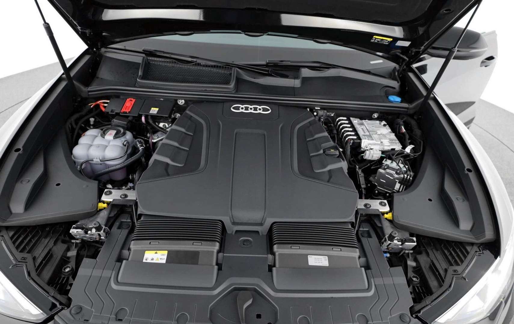 Audi Q8 50 TDI S-Line - 2025 - Joinsteer - #15