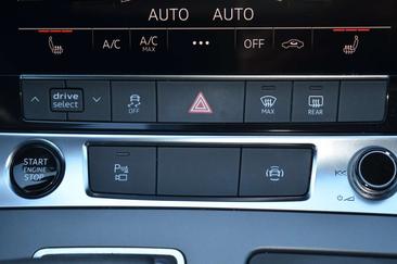 Audi A6 Avant 40 TDI Quattro — photo 27