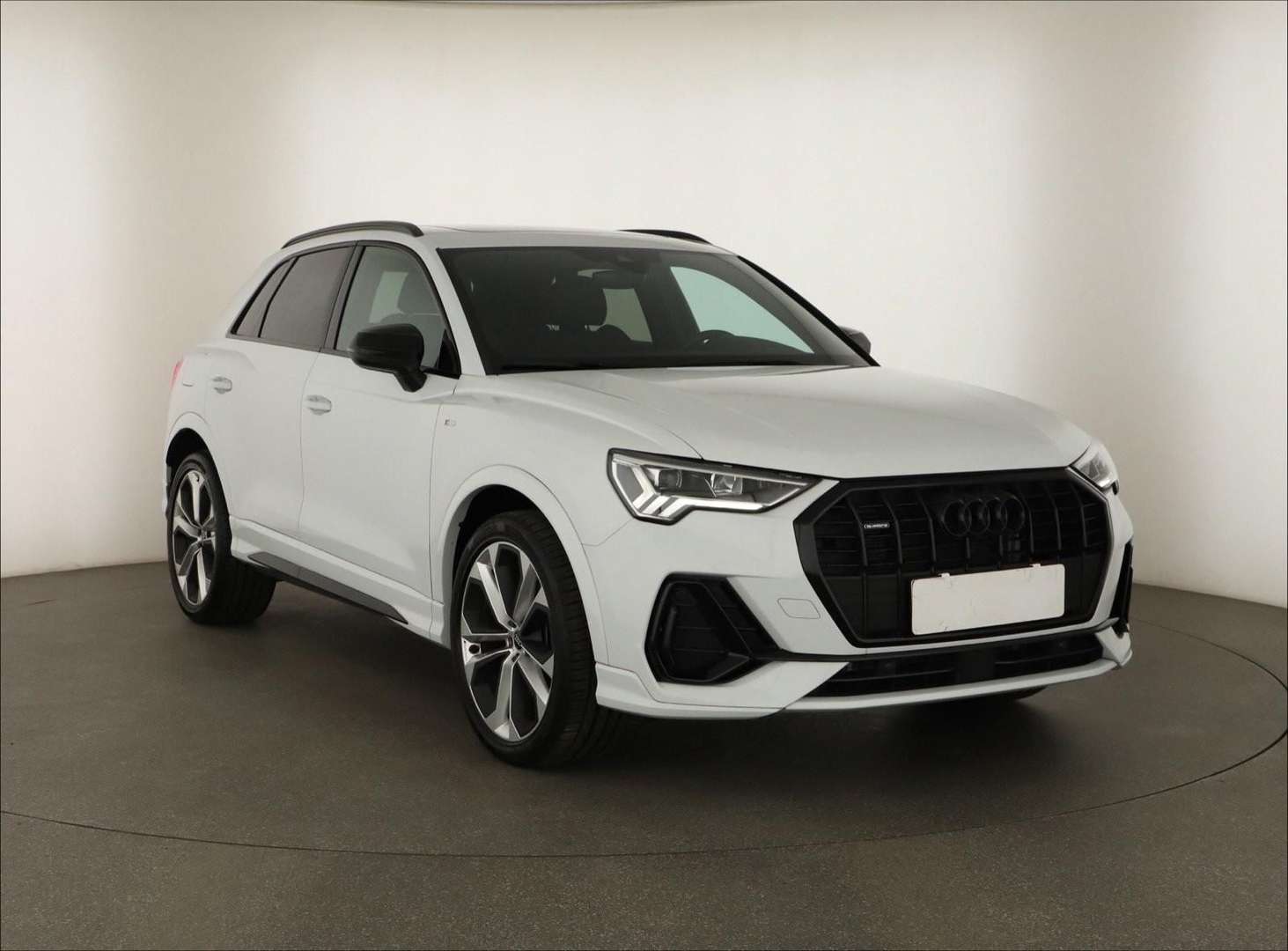 Audi Q3 40 TDI S Line - 2023 - Joinsteer - #1