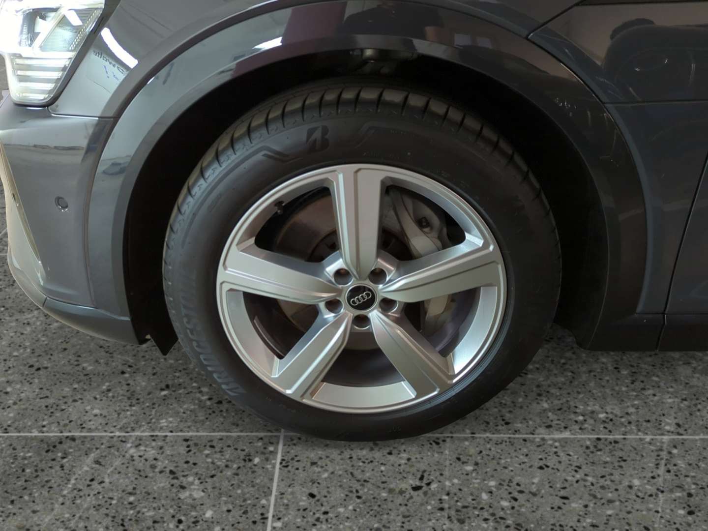 Audi Q8 Sportback E-tron 50 Advanced - 2023 - Joinsteer - #5