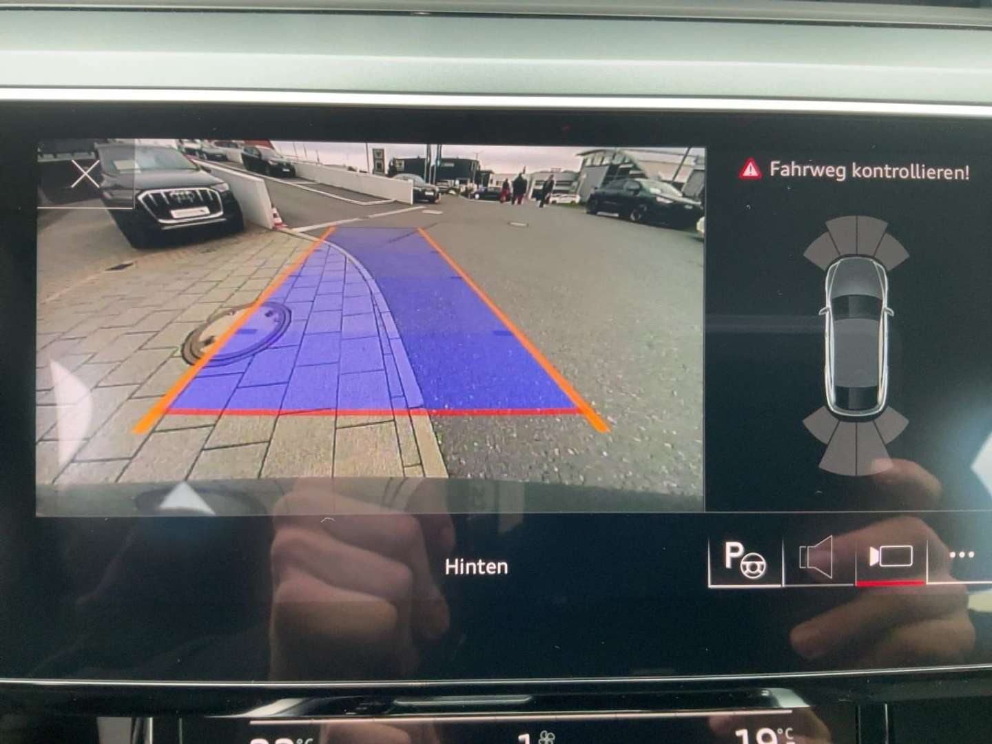 Audi Q8 E-tron 55 Advanced - 2023 - Joinsteer - #21