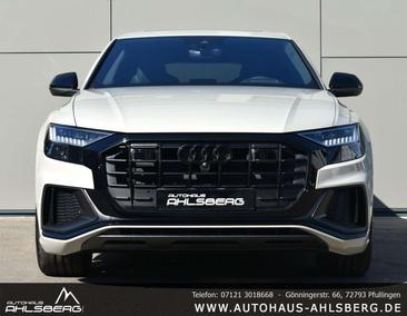 Audi Q8 S Line — photo 3