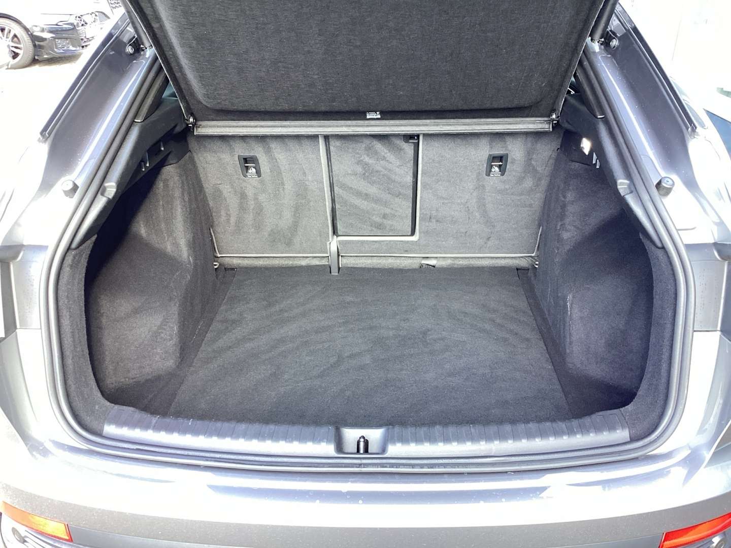 Audi Sportback E-tron 35 S-line Edition One - 2022 - Joinsteer - #10