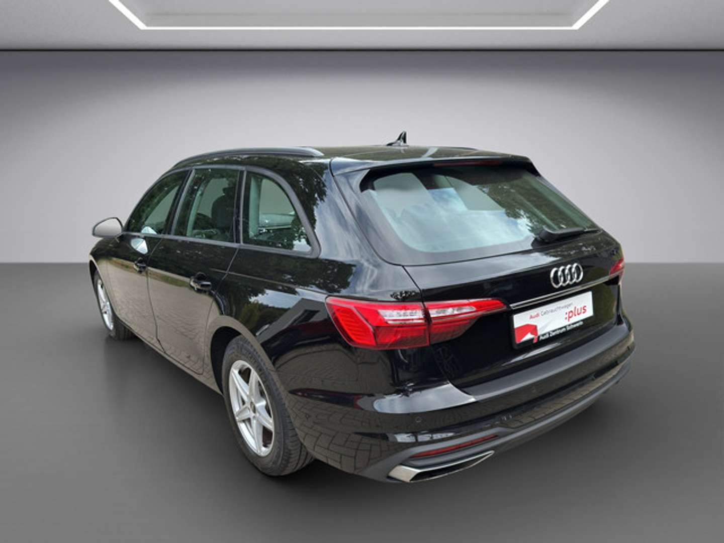 Audi A4 35 2.0 TDI Avant - 2023 - Joinsteer - #3