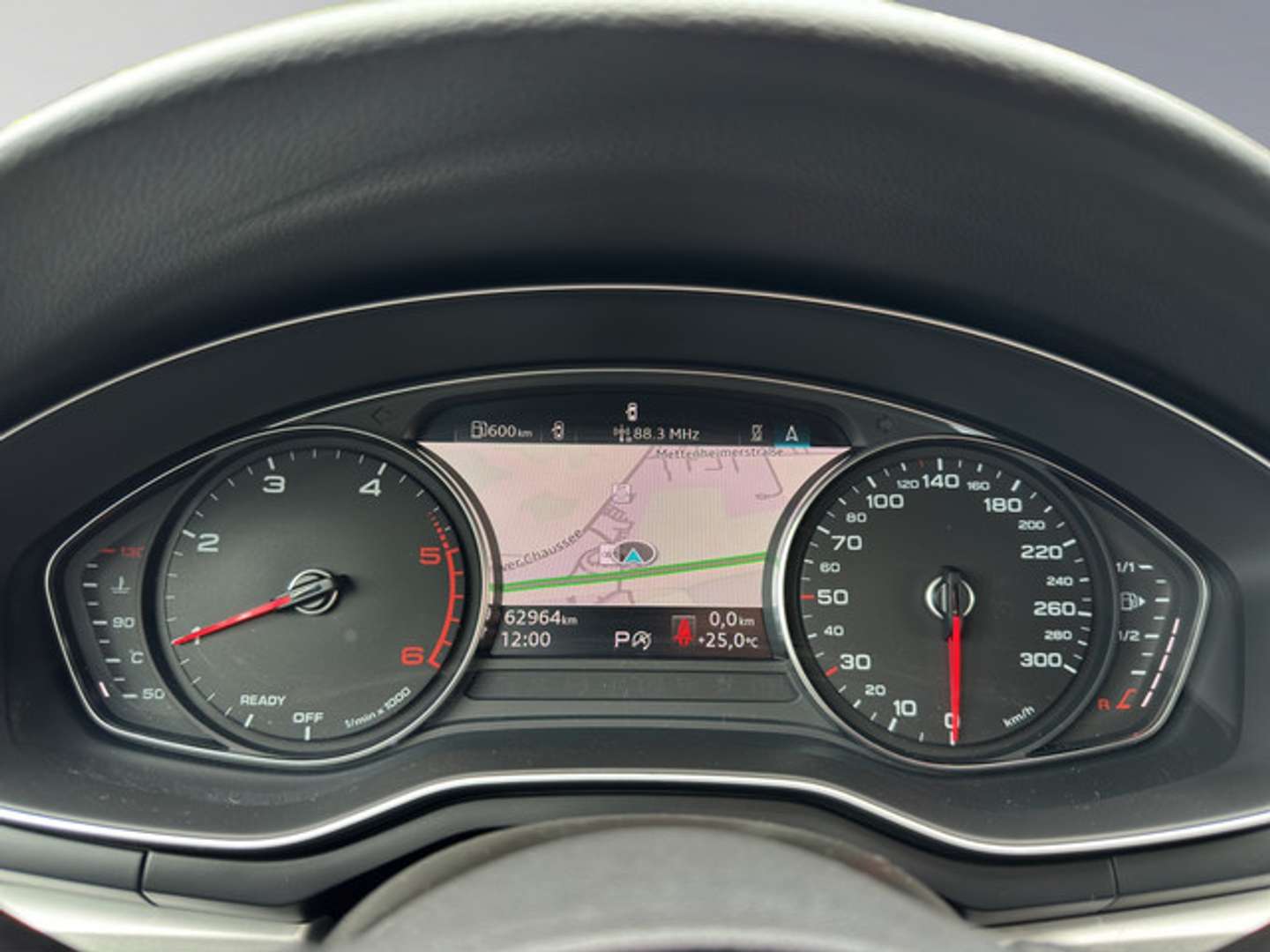 Audi A4 35 2.0 TDI Avant - 2023 - Joinsteer - #12