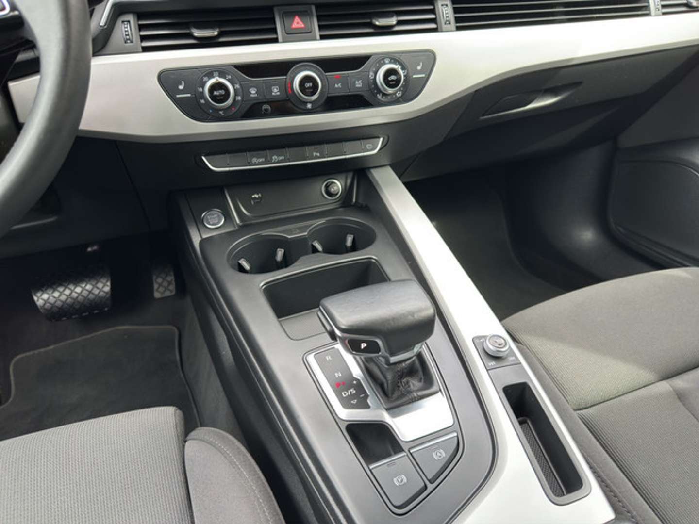 Audi A4 35 2.0 TDI Avant - 2023 - Joinsteer - #15
