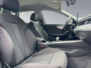 Audi A4 35 2.0 TDI Avant — photo 17