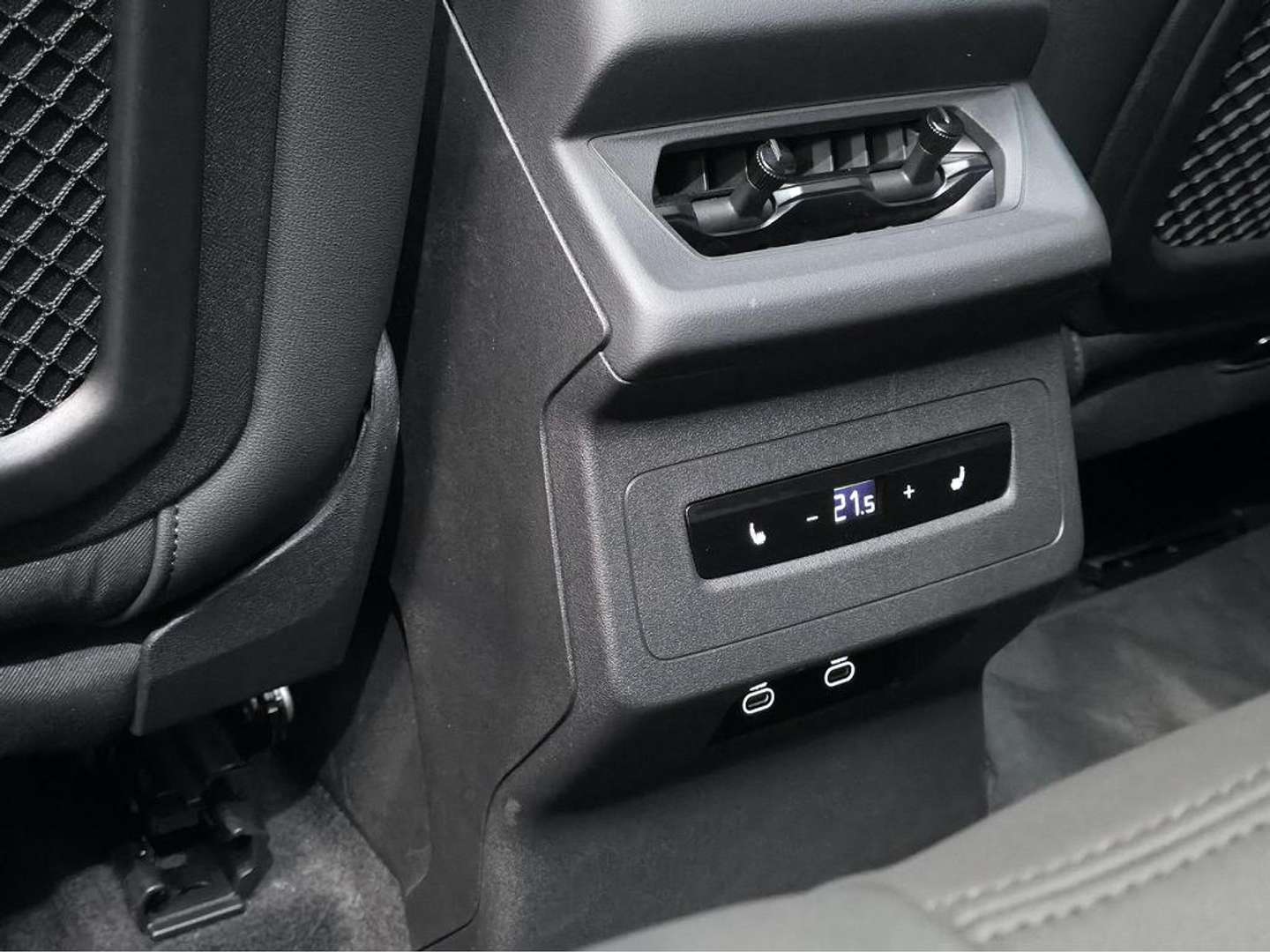 Audi Q6 E-tron S Line - 2025 - Joinsteer - #10