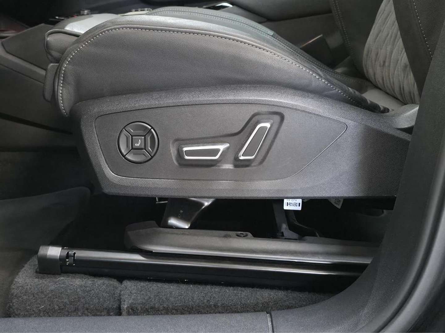 Audi Q6 E-tron S Line - 2025 - Joinsteer - #15