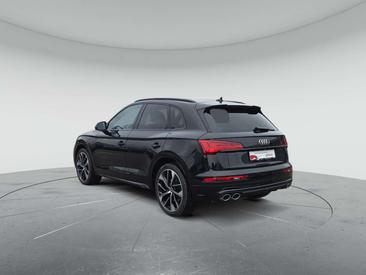 Audi SQ5 SUV 3.0 TDI Matrix — photo 3