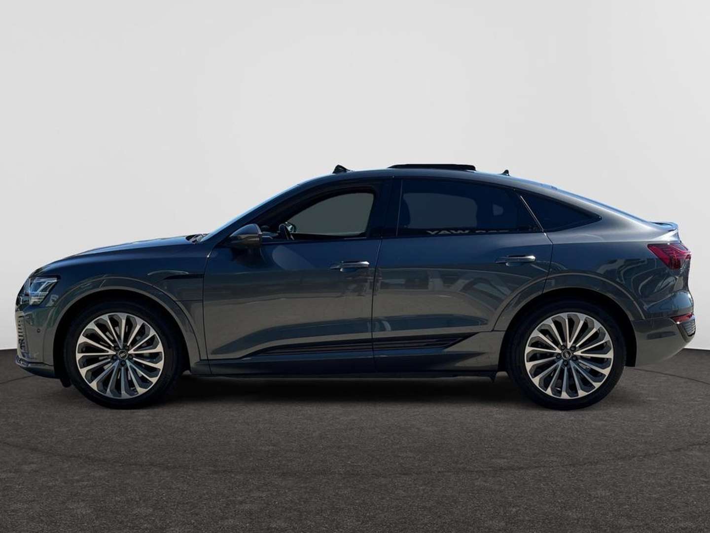 Audi Q8 Sportback 55 E-tron Quattro S Line - 2023 - Joinsteer - #7