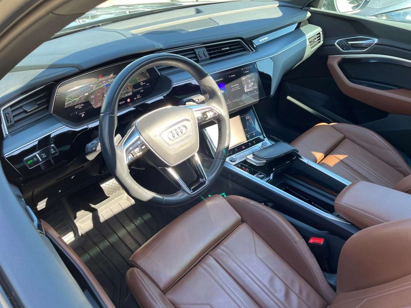 Audi Q8 Sportback 55 E-tron Quattro S Line - 2023 - Joinsteer - #13