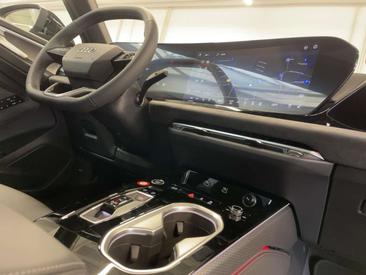 Audi A6 TFSI Quattro — photo 11