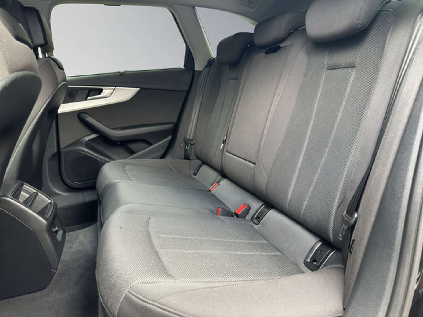 Audi A4 35 2.0 TDI S-Tronic - 2023 - Joinsteer - #18