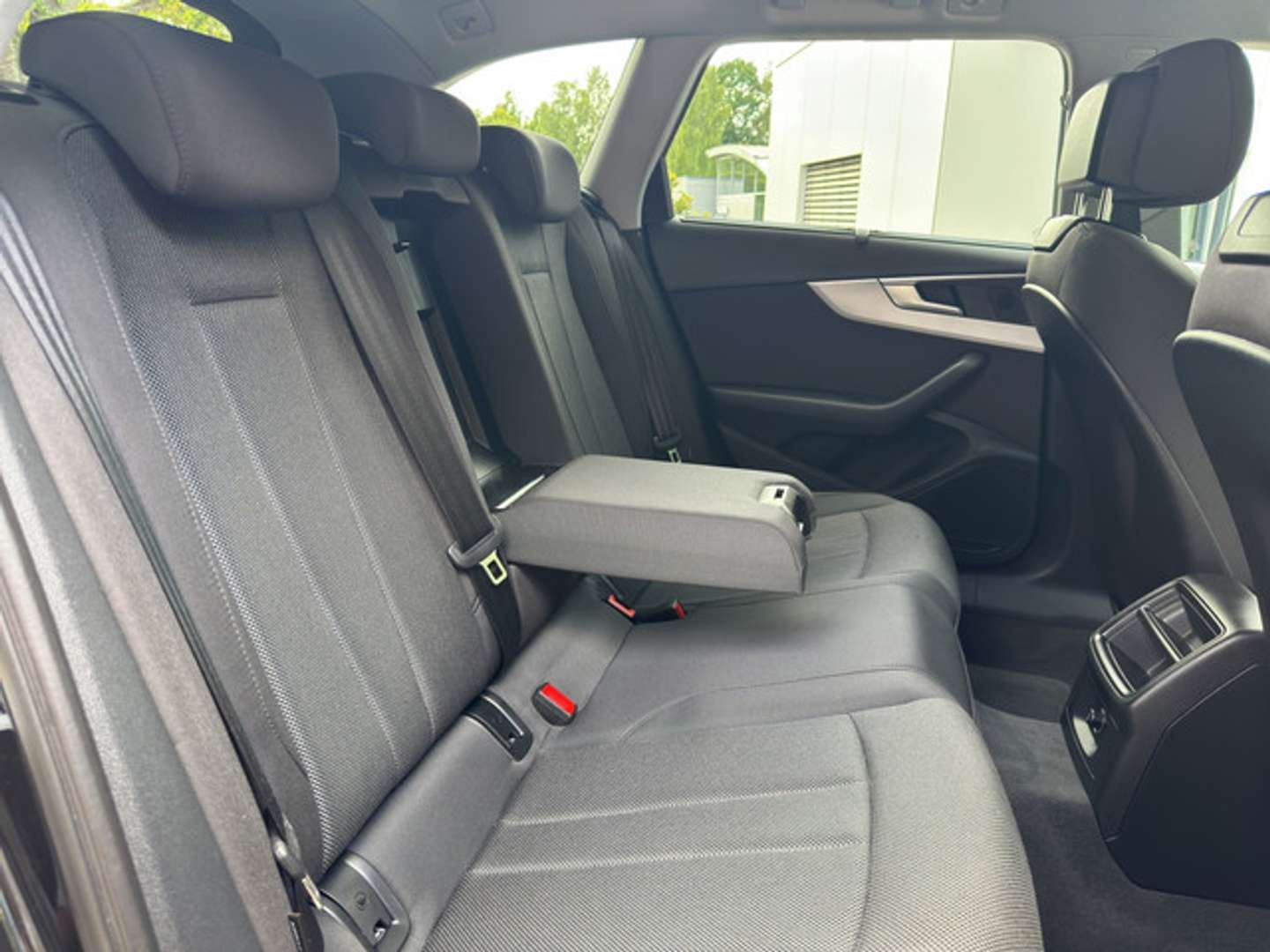 Audi A4 35 2.0 TDI S-Tronic - 2023 - Joinsteer - #24
