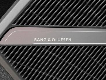 Audi Q5 50 TFSI E Quattro — photo 11