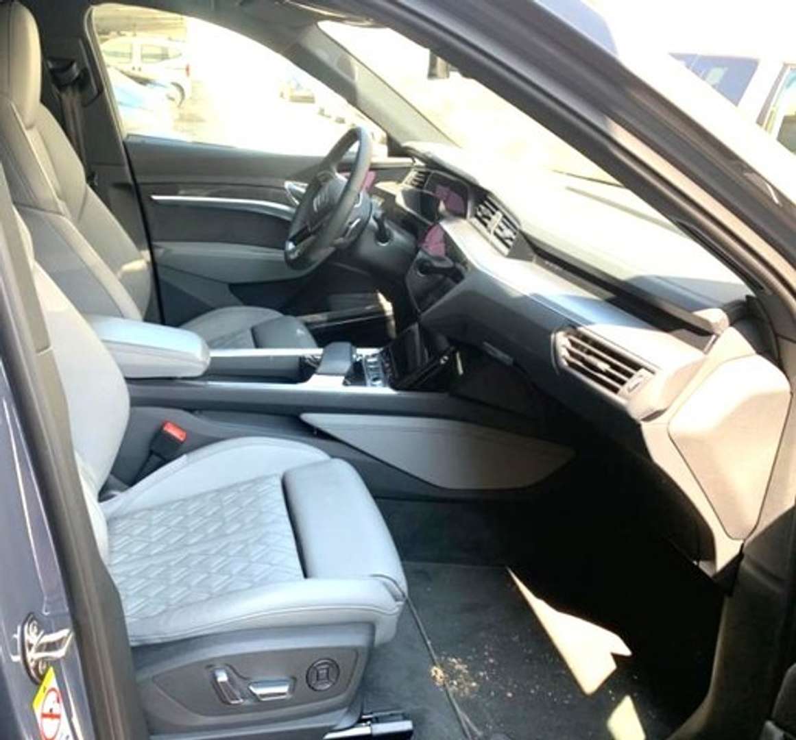 Audi Q8 Sportback 55 Quattro S Line - 2024 - Joinsteer - #3