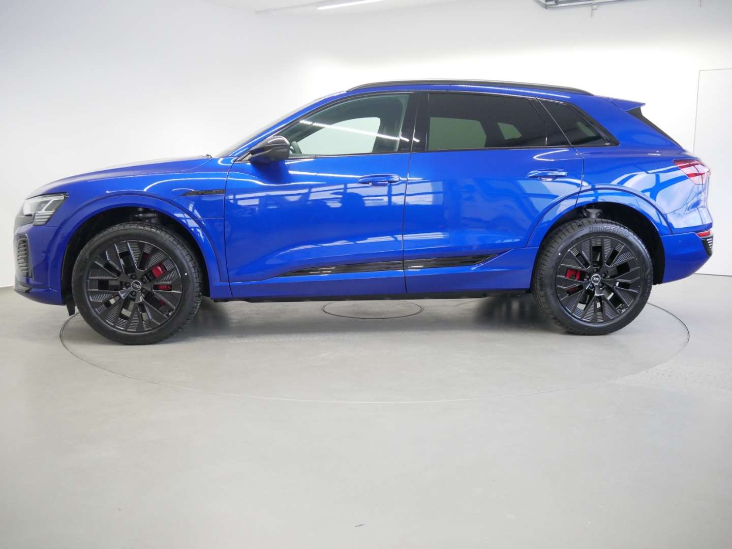 Audi Q8 E-tron 50 S-LINE - 2023 - Joinsteer - #3