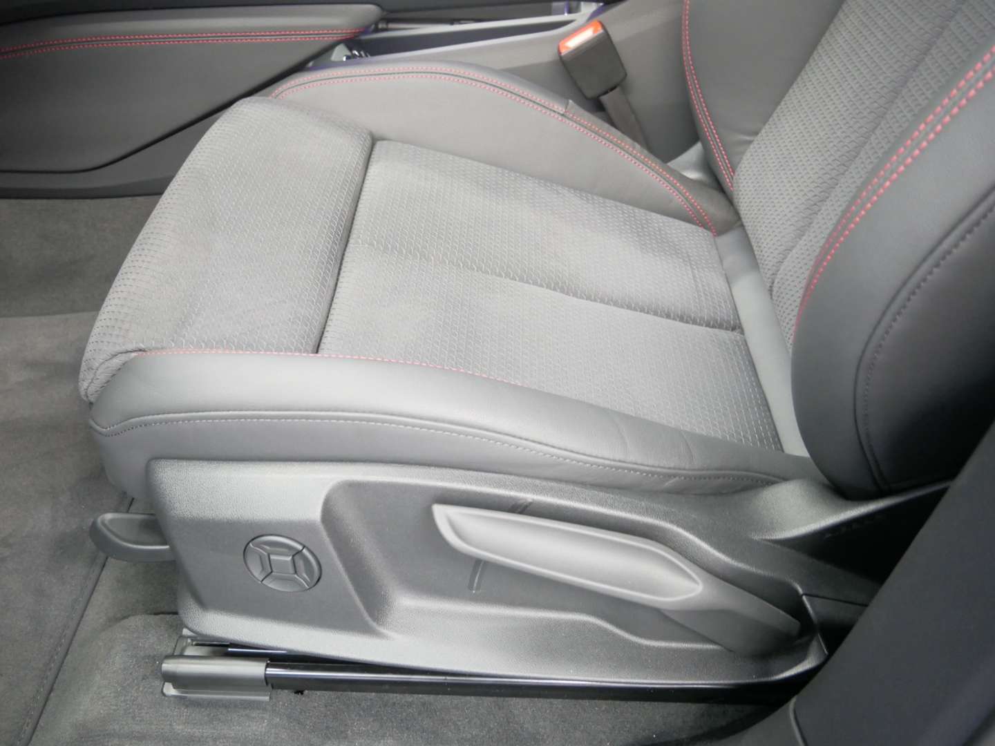 Audi Q8 E-tron 50 S-LINE - 2023 - Joinsteer - #16