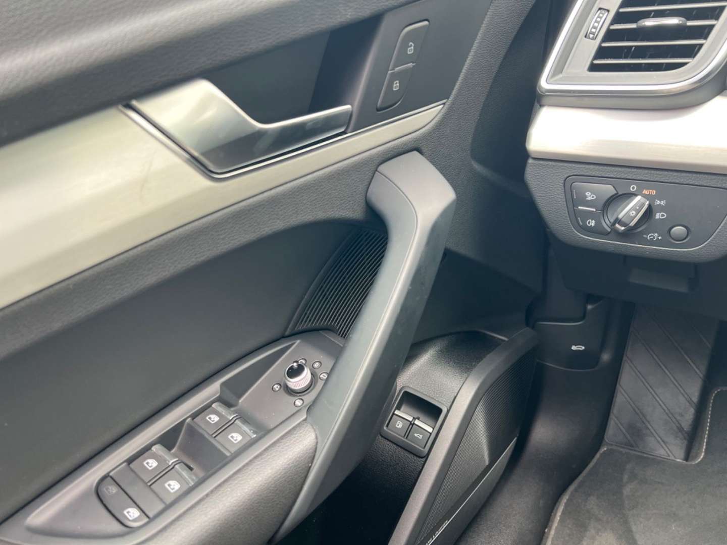 Audi Q5 55 TFSI E S Line - 2019 - Joinsteer - #10