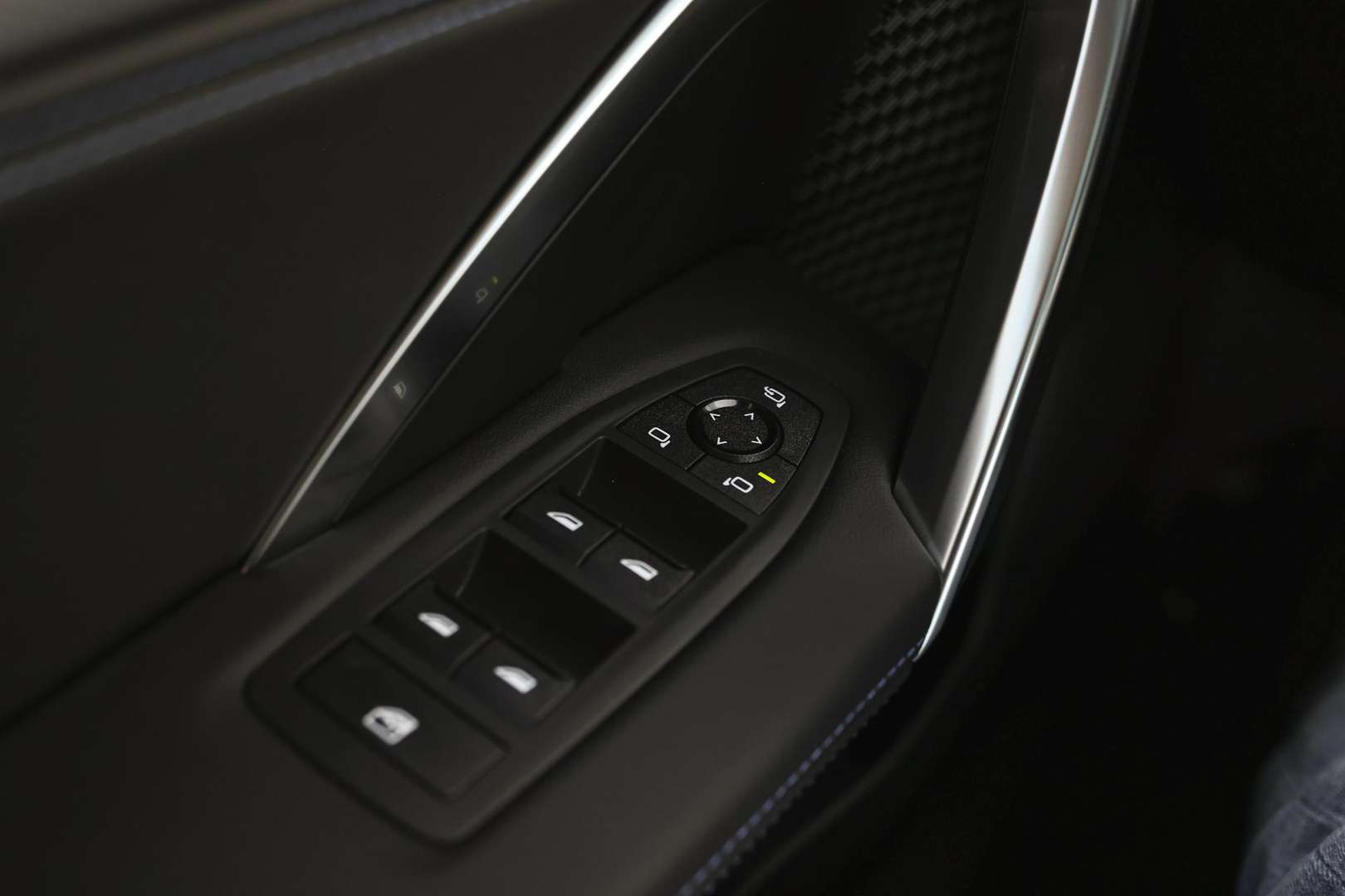 BMW X2 M Sport SDrive20i - 2025 - Joinsteer - #13