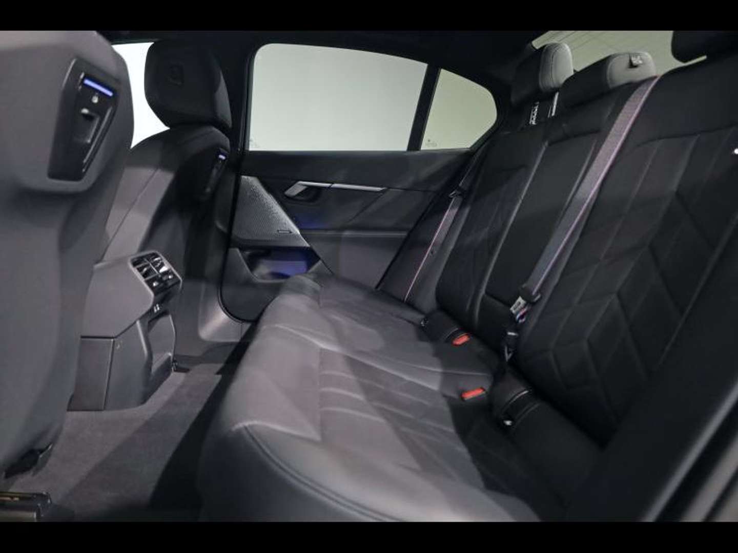 BMW I5 Berline M Sport EDrive40 - 2023 - Joinsteer - #8