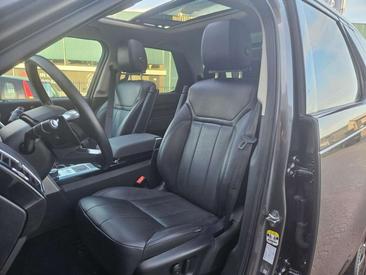 Land Rover Discovery HSE Luxury Si4 — photo 3