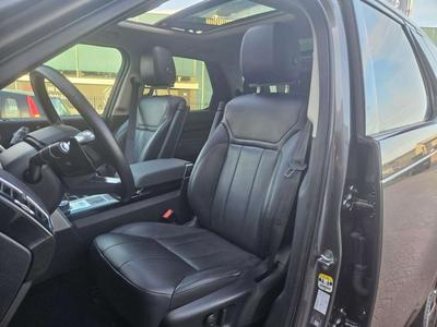 Land Rover Discovery HSE Luxury Si4