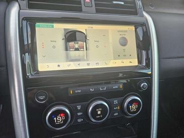 Land Rover Discovery HSE Luxury Si4 — photo 7