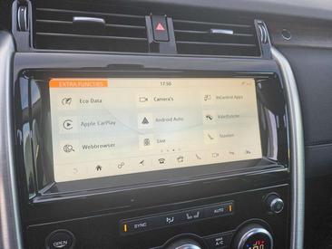 Land Rover Discovery HSE Luxury Si4 — photo 8