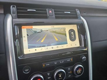 Land Rover Discovery HSE Luxury Si4 — photo 9