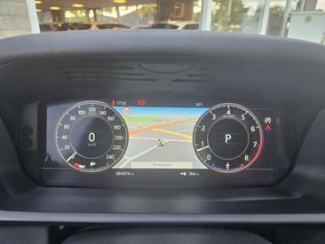 Land Rover Discovery HSE Luxury Si4 — photo 11