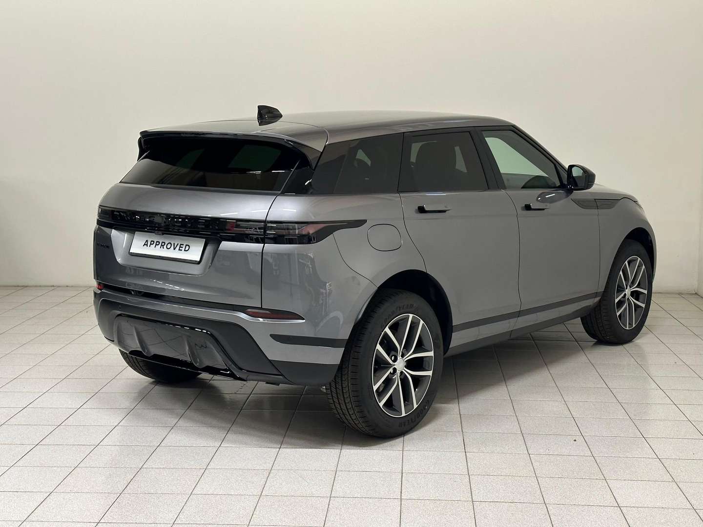 Land Rover Range Rover Evoque P300e S - 2025 - Joinsteer - #2