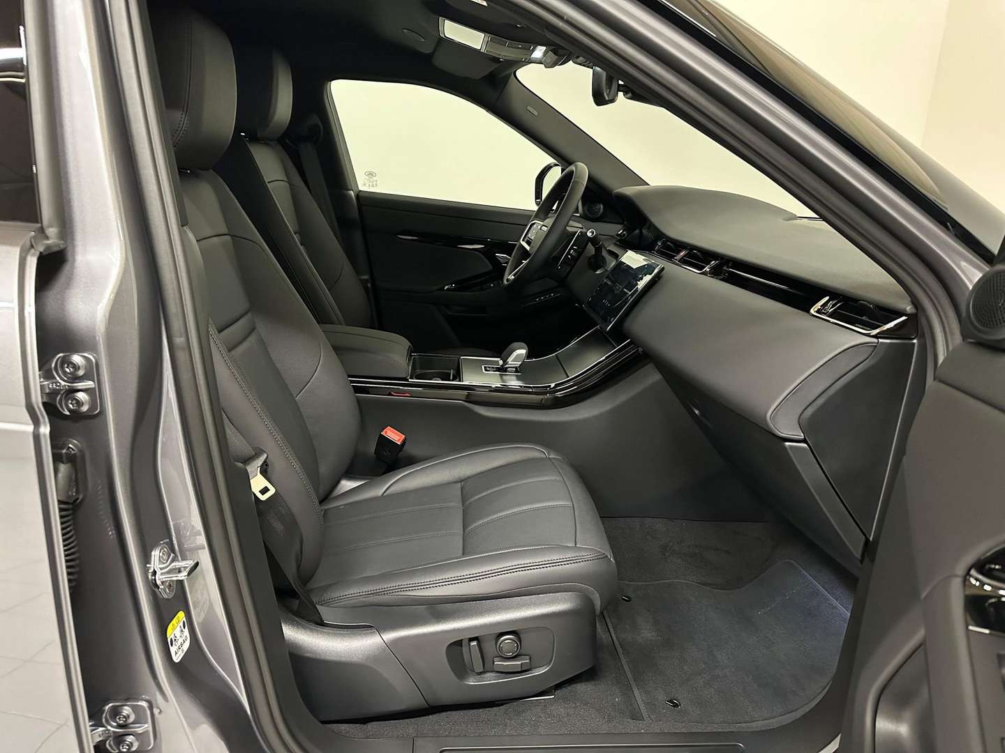 Land Rover Range Rover Evoque P300e S - 2025 - Joinsteer - #3