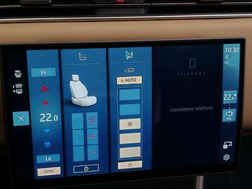 Land Rover Range Rover HSE D300 — photo 24