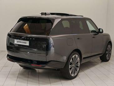 Land Rover Range Rover HSE D300 — photo 32