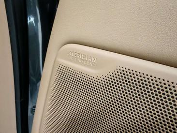 Land Rover Range Rover HSE D300 — photo 33