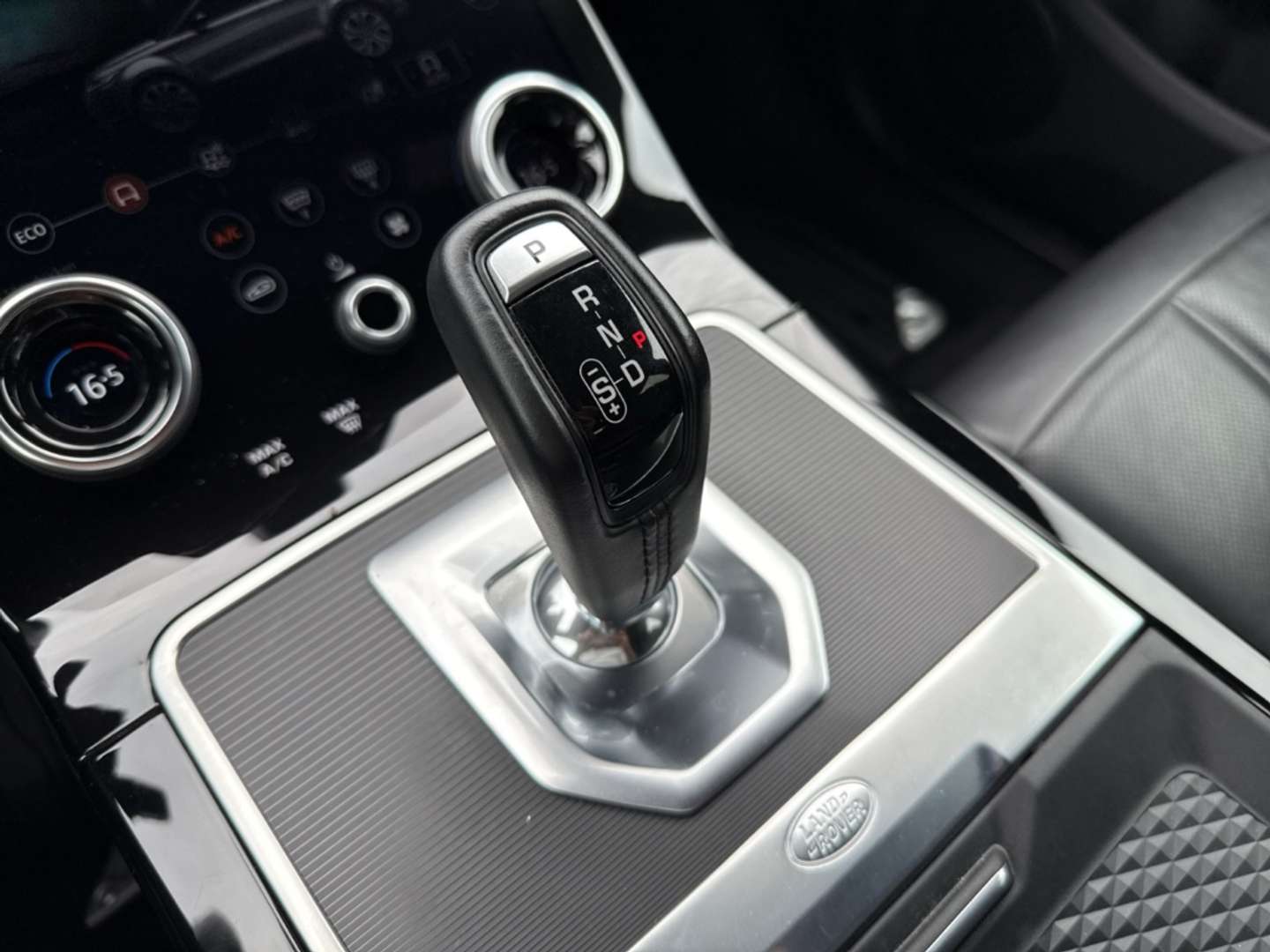 Land Rover Land Rover D150 SE - 2019 - Joinsteer - #19