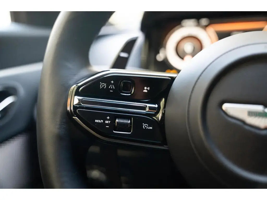Aston Martin DB12 V8 Coupe 4.0 - 2024 - Joinsteer - #18