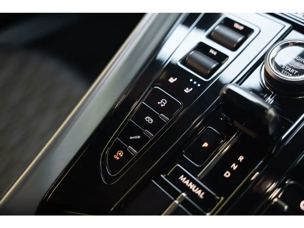 Aston Martin DB12 V8 Coupe 4.0 - 2024 - Joinsteer - #30