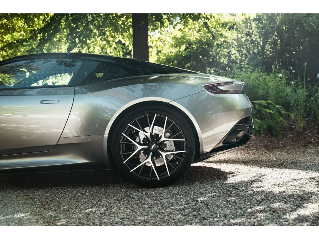 Aston Martin DB12 V8 Coupe 4.0 - 2024 - Joinsteer - #34