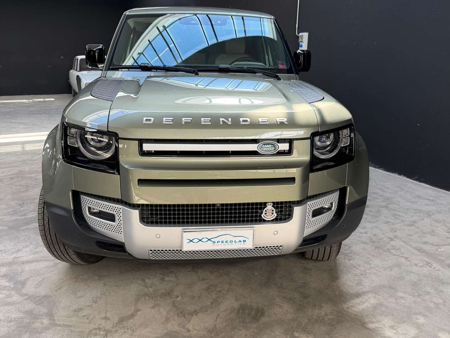 Land Rover Defender 90 D250 X-Dynamic HSE - 2023 - Joinsteer - #3