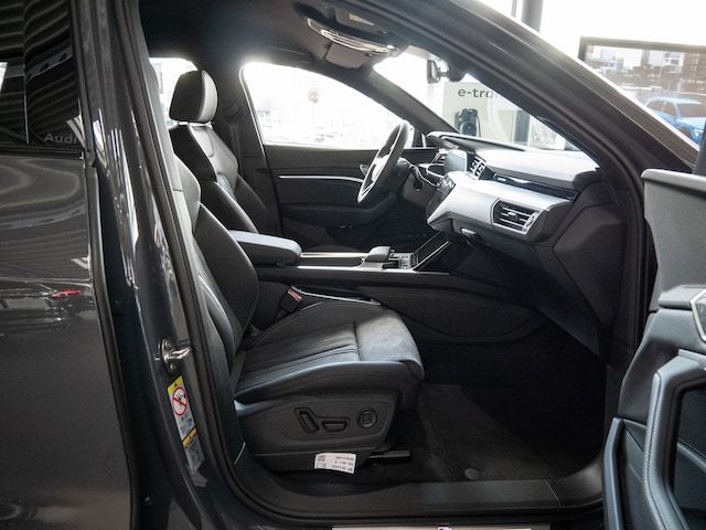 Audi Q8 E-tron S Line 50 E-tron Quattro - 2025 - Joinsteer - #2