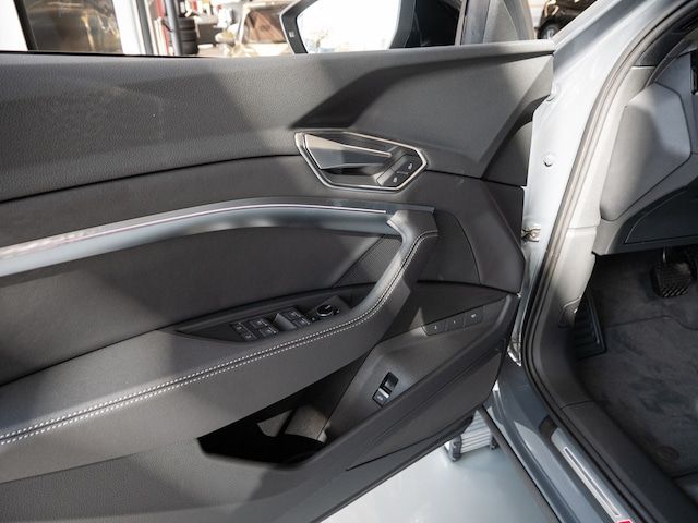 Audi Q8 E-tron S Line 50 E-tron Quattro - 2025 - Joinsteer - #28