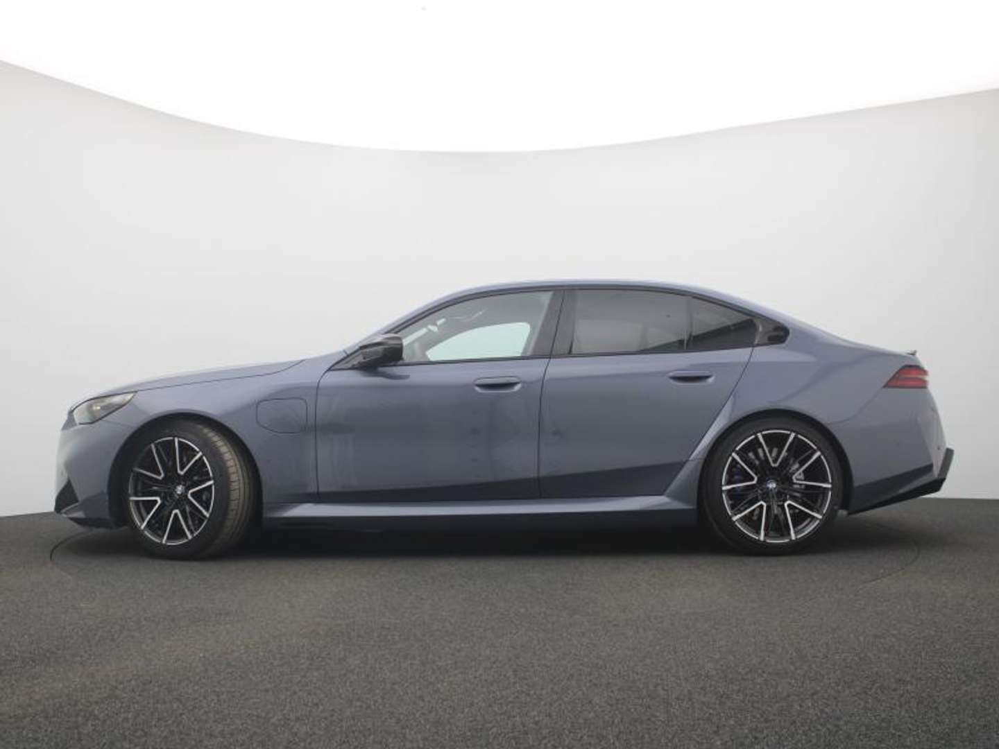 BMW M5 CARBON PACKAGE - 2025 - Joinsteer - #3