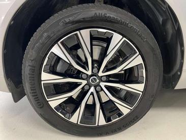 Volvo XC60 Plus — photo 3