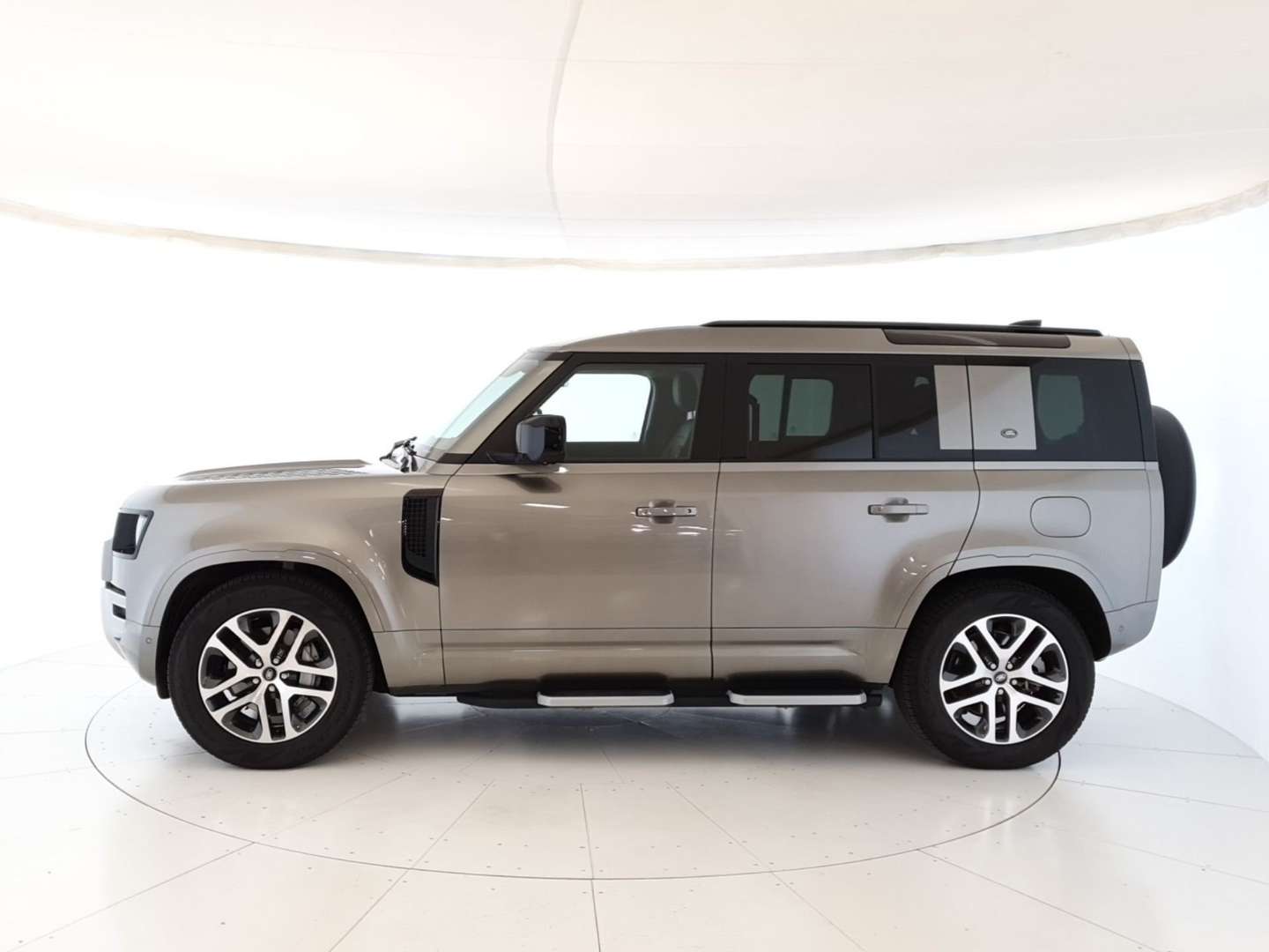 Land Rover Defender 110 XS P300e - 2023 - Joinsteer - #16